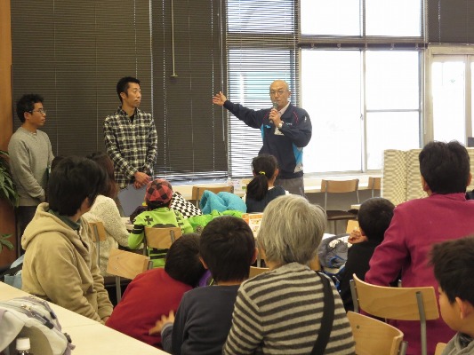 勤労感謝の日「工場見学ツアー」お父さん・お母さんの会社を見たよ!