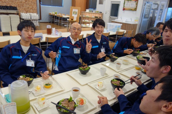 新入社員をスペシャルメニューで歓迎