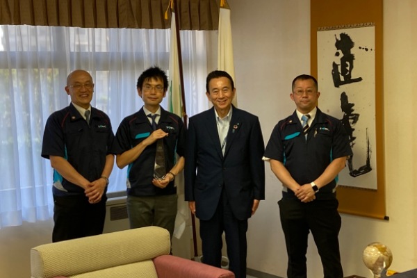 浜松市長へ「HR SUCCESS SUMMIT AWARD 2021」受賞報告